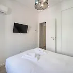 New 3 Bedroom Flat With River On Sight @alameda 아파트 리스본