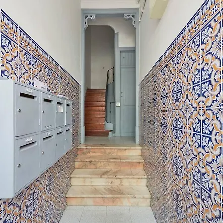 New 3 Bedroom Flat With River On Sight @alameda * ליסבון