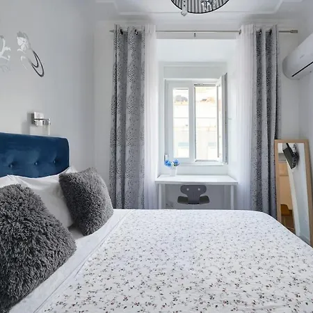 New 3 Bedroom Flat With River On Sight @alameda Lisbon