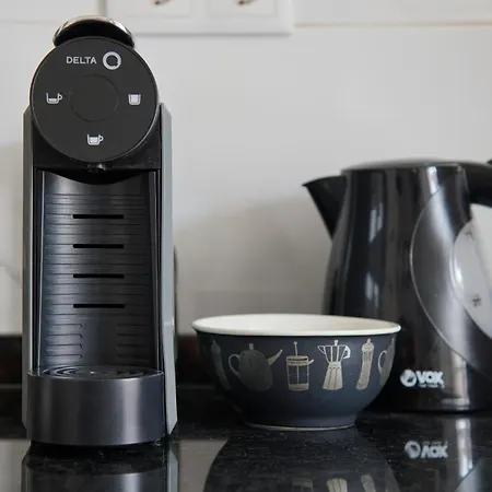 New 3 Bedroom Flat With River On Sight @alameda Apartman *