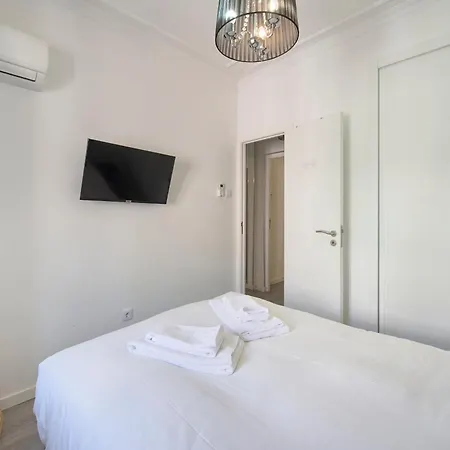 New 3 Bedroom Flat With River On Sight @alameda 아파트 리스본