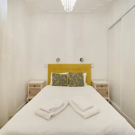 New 3 Bedroom Flat With River On Sight @alameda 아파트 리스본