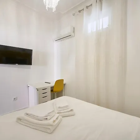 Apartment New 3 Bedroom Flat With River On Sight @alameda Lisbon